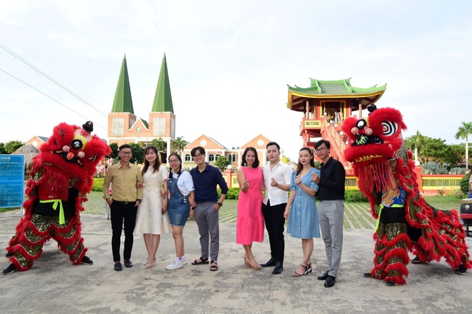 CHÙM ẢNH: Những điểm đến vạn người mê ở miền Tây dịp Tết Quý Mão 2023 - Ảnh 2. CHÙM ẢNH: Những điểm đến vạn người mê ở miền Tây dịp Tết Quý Mão 2023 - Ảnh 2.