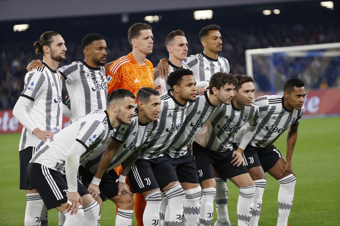 Juventus bị trừ 15 điểm, rơi xuống vị trí thứ 10 Serie A - Ảnh 1.