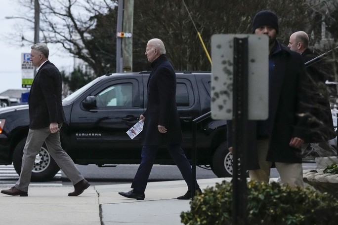 Bộ Tư pháp Mỹ khám nhà Tổng thống Joe Biden, tìm thấy tài liệu mật - Ảnh 2.