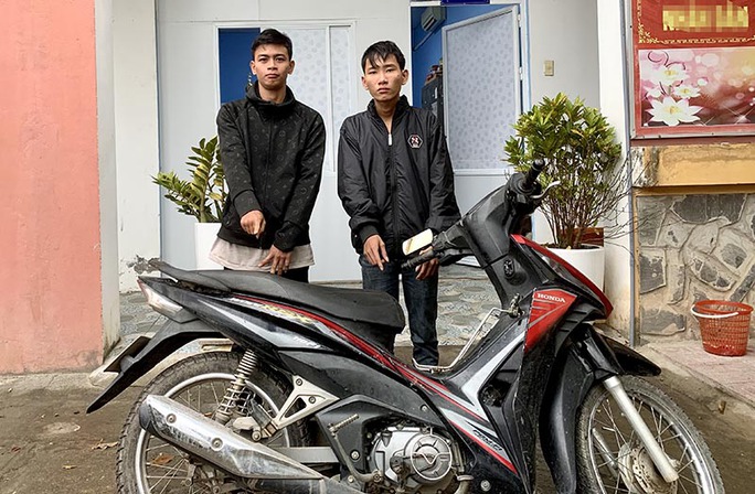 Bắt 2 đối tượng trộm xe máy khắp miền Trung – Tây Nguyên, Đông Nam Bộ - Ảnh 1.