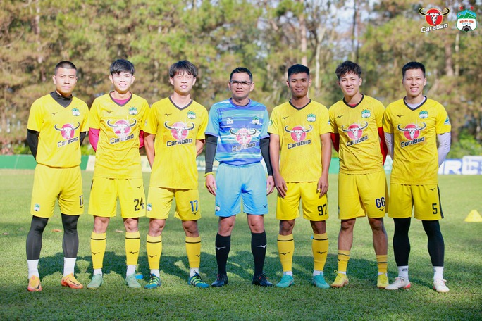Mâu thuẫn với VPF, CLB Hoàng Anh Gia Lai tiếp tục dọa bỏ V-League - Ảnh 2.