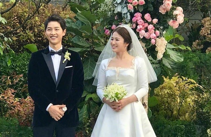 Song Joong-ki cưới lần 2: Nhiều chúc phúc, cũng không ít mỉa mai! - Ảnh 4.