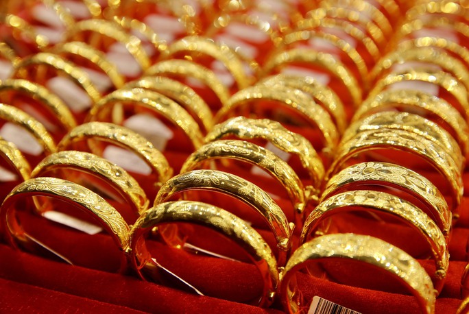 Có 500 triệu đồng, nên mua vàng SJC hay vàng nhẫn để dành? - Ảnh 1.