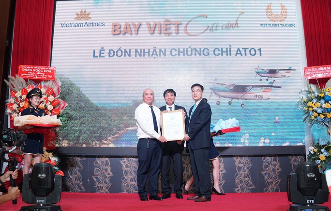 Trường đào tạo phi công dân dụng đầu tiên khu vực miền Nam đi vào hoạt động ở Kiên Giang - Ảnh 1.