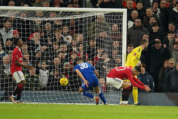 Marcus Rashford bùng nổ, Man United thẳng tiến vòng 4 FA Cup - Ảnh 3.