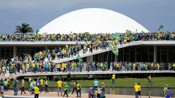 Brazil: Người biểu tình ủng hộ cựu Tổng thống Bolsonaro xông vào chiếm quốc hội