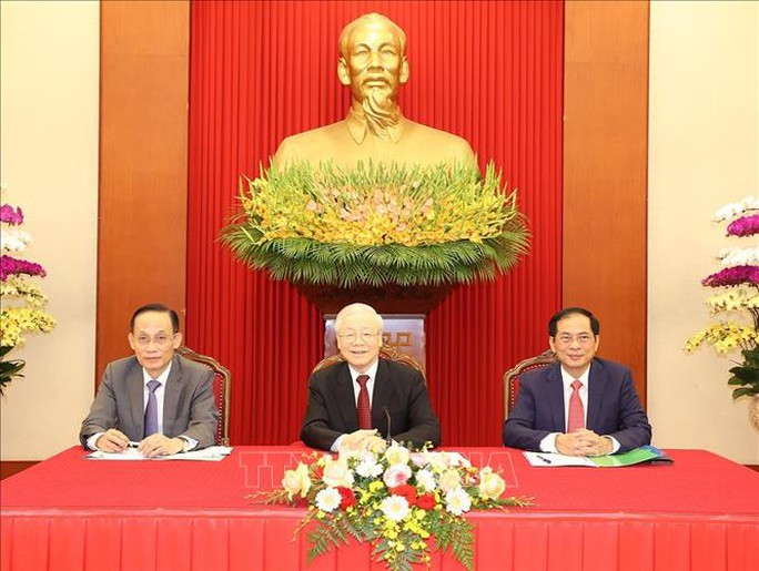 Tổng Bí thư điện đàm cấp cao với Tổng thống Pháp - Ảnh 1. Tổng Bí thư điện đàm cấp cao với Tổng thống Pháp - Ảnh 1.