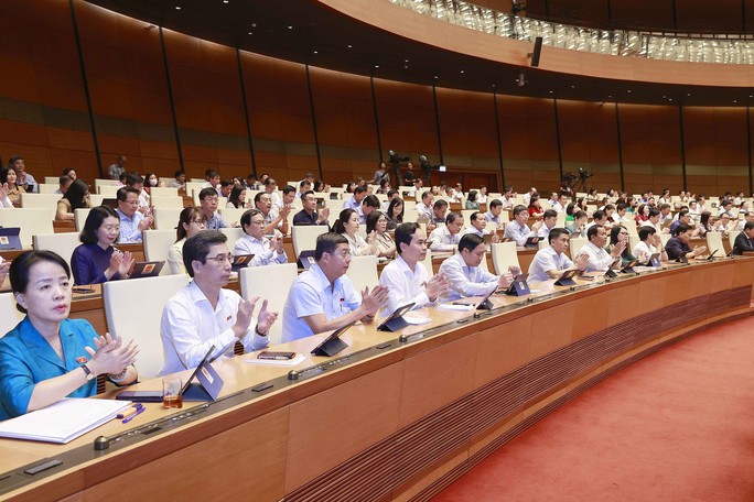 Nâng chất lượng công vụ qua lấy phiếu tín nhiệm - Ảnh 2.