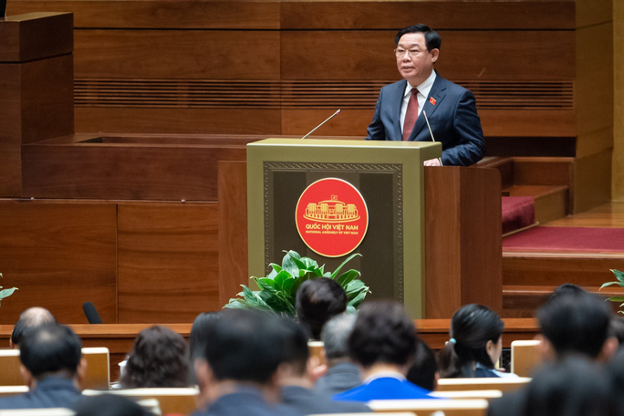 Chủ tịch Quốc hội Vương Đình Huệ nói về việc lấy phiếu tín nhiệm với 44 người - Ảnh 1. Chủ tịch Quốc hội Vương Đình Huệ nói về việc lấy phiếu tín nhiệm với 44 người - Ảnh 1.