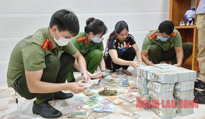 Chủ tiệm vàng ở An Giang khai báo quanh co - Ảnh 4. Chủ tiệm vàng ở An Giang khai báo quanh co - Ảnh 4.