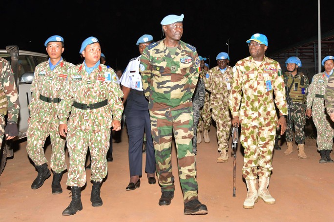 Cố vấn quân sự LHQ: Kết nối với người dân là chìa khóa thành công của Đội Công binh Việt Nam - Ảnh 1.