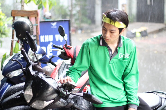 Sinh viên làm thêm: Được gì, mất gì? - Ảnh 2.