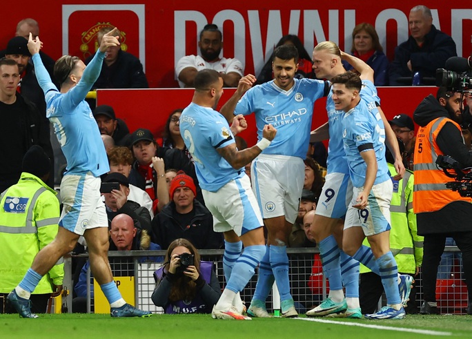 man-city-1698619696659337188708.jpg