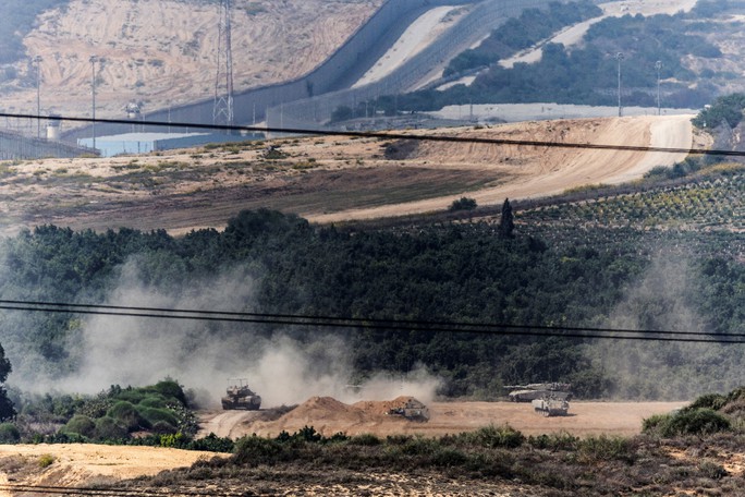 Israel tiến sâu hơn vào Gaza - Ảnh 1. Israel tiến sâu hơn vào Gaza - Ảnh 1.