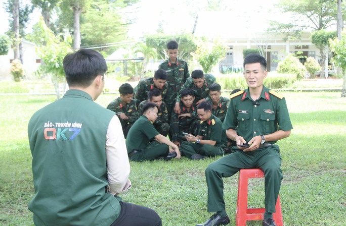 60 năm Ngày truyền thống Báo Quân khu 7: Bứt phá mạnh mẽ - Ảnh 4. 60 năm Ngày truyền thống Báo Quân khu 7: Bứt phá mạnh mẽ - Ảnh 4.