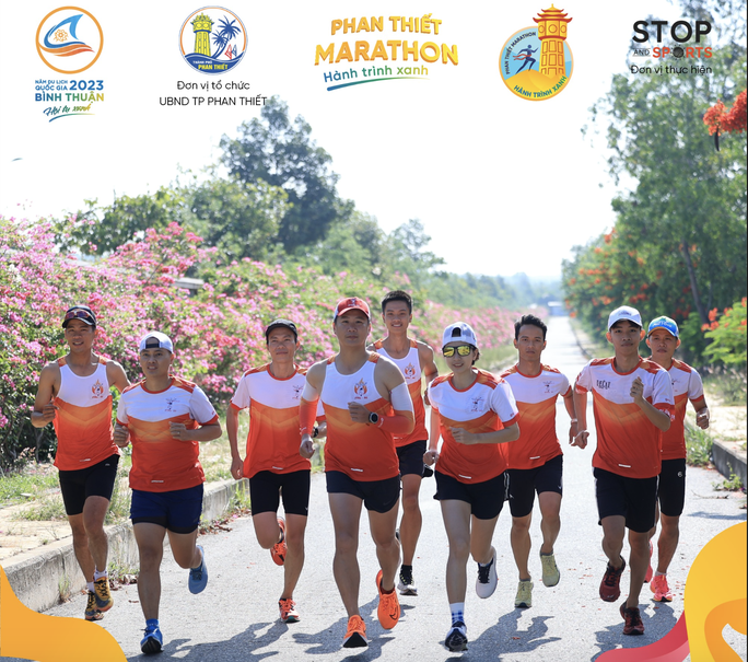 4.000 chân chạy tham gia Phan Thiết Marathon - Hành trình xanh 2023 - Ảnh 2.