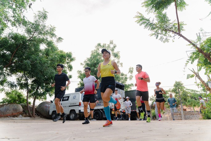 4.000 chân chạy tham gia Phan Thiết Marathon - Hành trình xanh 2023 - Ảnh 5.
