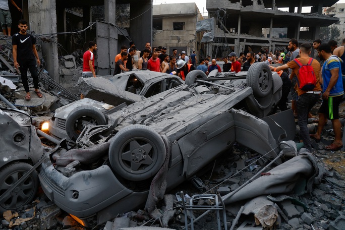 Xung đột với Hamas chưa xong, Israel bị tấn công từ Lebanon - Ảnh 1.