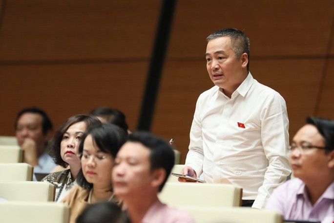 Đại biểu QH: Hàng chất lượng kém vẫn vượt “khe cửa hẹp” trúng thầu giá rẻ - Ảnh 3. Đại biểu QH: Hàng chất lượng kém vẫn vượt “khe cửa hẹp” trúng thầu giá rẻ - Ảnh 3.