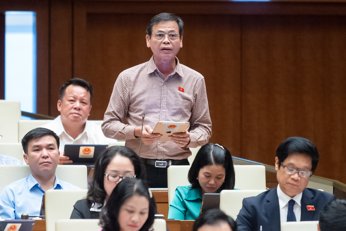 VIDEO: Cán bộ không phải “trình bày nhỏ to” để được thông cảm hoặc “giơ cao đánh khẽ” - Ảnh 1. VIDEO: Cán bộ không phải “trình bày nhỏ to” để được thông cảm hoặc “giơ cao đánh khẽ” - Ảnh 1.