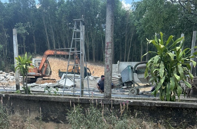 Đột nhập những trạm cân keo tràm 4 không mà chính quyền khó xử lý - Ảnh 6. Đột nhập những trạm cân keo tràm 4 không mà chính quyền khó xử lý - Ảnh 6.