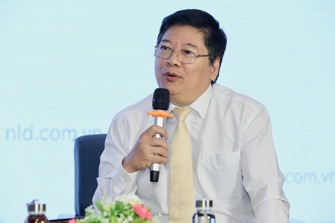 Người thầy “đưa trường học đến với thí sinh” - Ảnh 7. Người thầy “đưa trường học đến với thí sinh” - Ảnh 7.