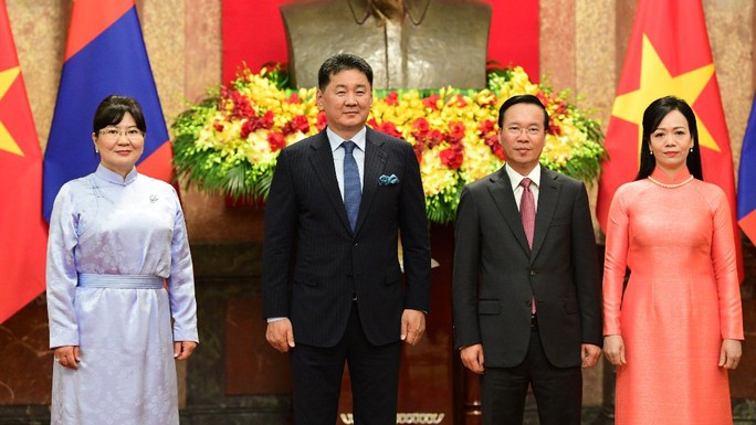 Cận cảnh Chủ tịch nước Võ Văn Thưởng đón Tổng thống Mông Cổ - Ảnh 13. Cận cảnh Chủ tịch nước Võ Văn Thưởng đón Tổng thống Mông Cổ - Ảnh 13.