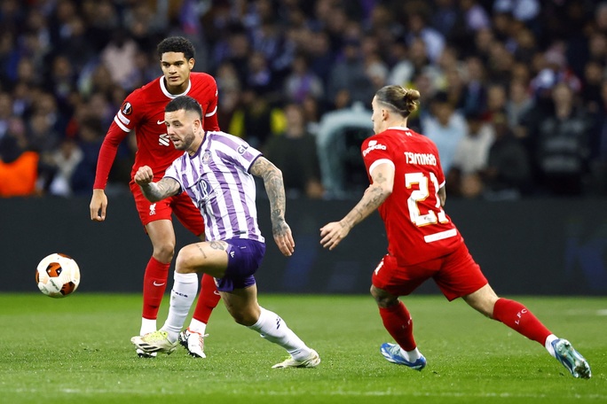 Toulouse tạo địa chấn Europa League, Liverpool gục ngã trên đất Pháp - Ảnh 2.