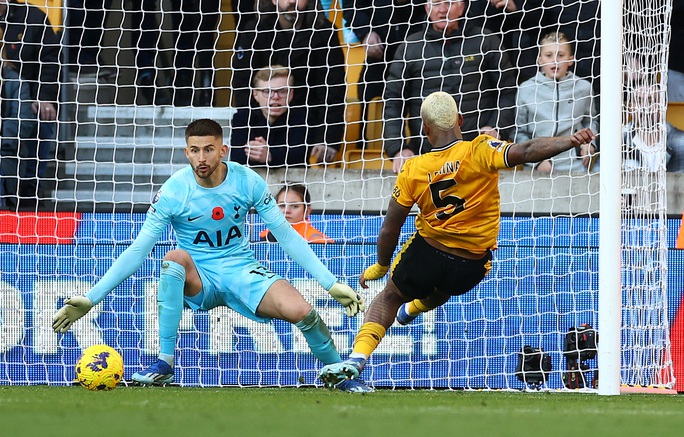 Ngược dòng siêu đỉnh, Wolverhampton thắng nghẹt thở Tottenham - Ảnh 5. Ngược dòng siêu đỉnh, Wolverhampton thắng nghẹt thở Tottenham - Ảnh 5.