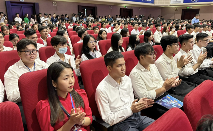 Thủ tướng Phạm Minh Chính lưu ý ĐHQG TP HCM nhiều vấn đề quan trọng - Ảnh 3. Thủ tướng Phạm Minh Chính lưu ý ĐHQG TP HCM nhiều vấn đề quan trọng - Ảnh 3.