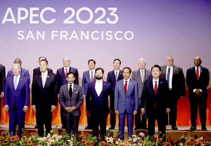 Chủ tịch nước dự Đối thoại giữa các nhà lãnh đạo APEC với khách mời - Ảnh 7. Chủ tịch nước dự Đối thoại giữa các nhà lãnh đạo APEC với khách mời - Ảnh 7.