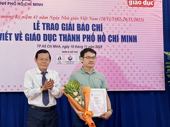 Báo Người Lao Động đoạt giải Nhì Giải Báo chí viết về giáo dục TP HCM - Ảnh 4. Báo Người Lao Động đoạt giải Nhì Giải Báo chí viết về giáo dục TP HCM - Ảnh 4.