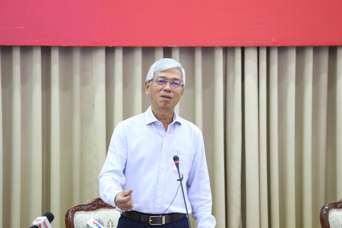 TP HCM: Thêm hai tiêu chí quan trọng vào đánh giá năng lực cạnh tranh - Ảnh 4. TP HCM: Thêm hai tiêu chí quan trọng vào đánh giá năng lực cạnh tranh - Ảnh 4.