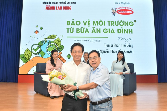 Bảo vệ môi trường từ sinh hoạt thường ngày - Ảnh 1. Bảo vệ môi trường từ sinh hoạt thường ngày - Ảnh 1.
