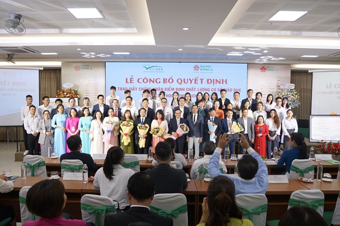 Trường ĐH Đông Á hoàn thành kiểm định chất lượng giáo dục chu kỳ 2 - Ảnh 2. Trường ĐH Đông Á hoàn thành kiểm định chất lượng giáo dục chu kỳ 2 - Ảnh 2.