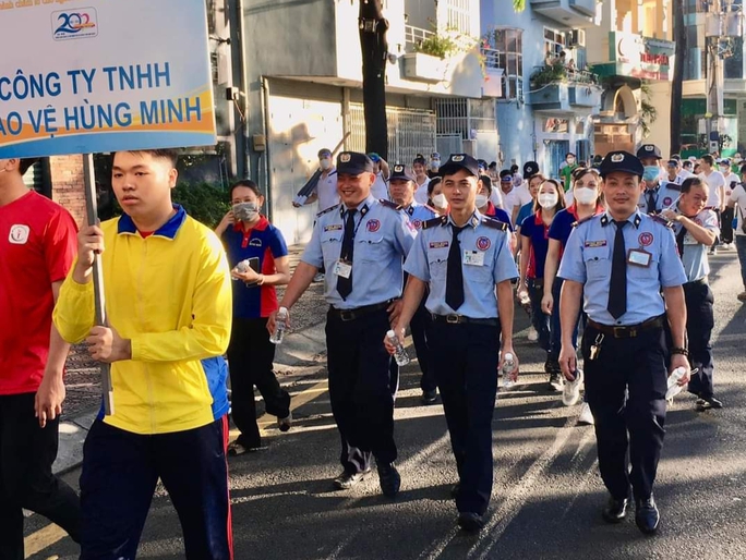 Lương trên 7 triệu đồng/tháng, bao chỗ ở, doanh nghiệp vẫn khó tuyển người - Ảnh 1.
