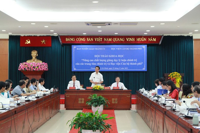 Nâng cao chất lượng giảng dạy lý luận chính trị - Ảnh 1. Nâng cao chất lượng giảng dạy lý luận chính trị - Ảnh 1.