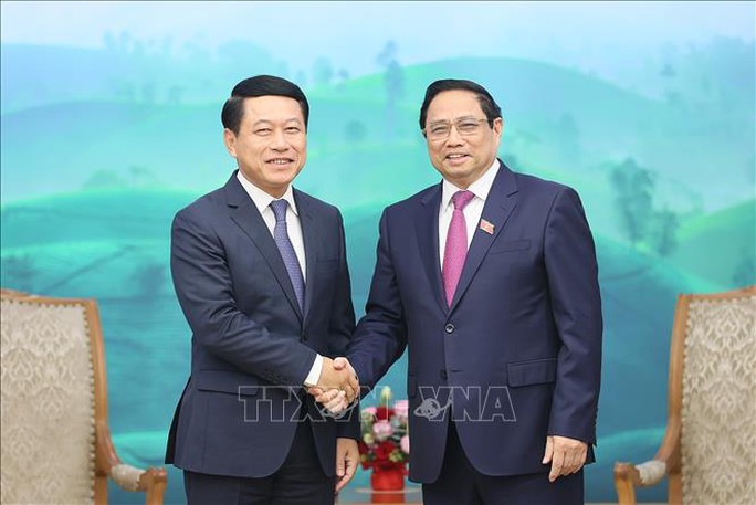 Thủ tướng Phạm Minh Chính tiếp Phó Thủ tướng, Bộ trưởng Ngoại giao Lào - Ảnh 2. Thủ tướng Phạm Minh Chính tiếp Phó Thủ tướng, Bộ trưởng Ngoại giao Lào - Ảnh 2.