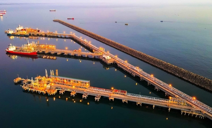 Quảng Ngãi phấn đấu trở thành tỉnh phát triển khá của cả nước - Ảnh 3. Quảng Ngãi phấn đấu trở thành tỉnh phát triển khá của cả nước - Ảnh 3.