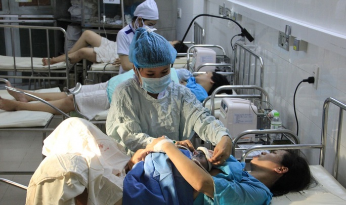 Chuyển tuyến KCB: Tránh quá tải cho tuyến Trung ương - Ảnh 3. Chuyển tuyến KCB: Tránh quá tải cho tuyến Trung ương - Ảnh 3.