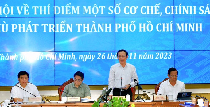 Bí thư Nguyễn Văn Nên đề nghị thêm một Phó Chủ tịch UBND TP HCM chuyên trách Nghị quyết 98 - Ảnh 1. Bí thư Nguyễn Văn Nên đề nghị thêm một Phó Chủ tịch UBND TP HCM chuyên trách Nghị quyết 98 - Ảnh 1.