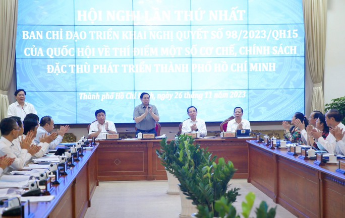Thủ tướng: Đã là cơ chế đặc thù mà còn vướng cả rừng quy định - Ảnh 1. Thủ tướng: Đã là cơ chế đặc thù mà còn vướng cả rừng quy định - Ảnh 1.