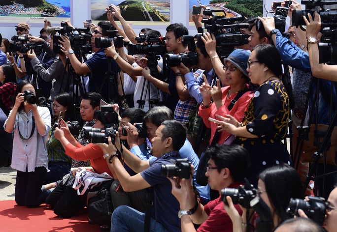 Đề nghị gỡ khó cho các cơ quan báo chí - Ảnh 1.