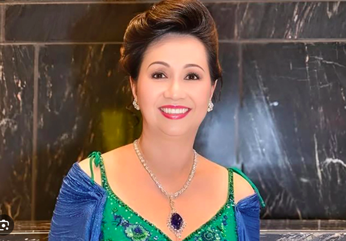 Nhân vật bí ẩn được nữ Chủ tịch Vạn Thịnh Phát giao quản lý khối tài sản cực khủng - Ảnh 1. Nhân vật bí ẩn được nữ Chủ tịch Vạn Thịnh Phát giao quản lý khối tài sản cực khủng - Ảnh 1.