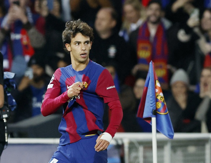 Hai sao Bồ định đoạt đại chiến, Barcelona sớm giành vé vòng 2 Champions League - Ảnh 4. Hai sao Bồ định đoạt đại chiến, Barcelona sớm giành vé vòng 2 Champions League - Ảnh 4.
