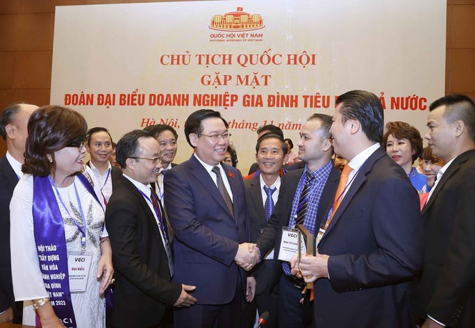 Doanh nghiệp gia đình cần phát huy tinh thần dân tộc - Ảnh 1. Doanh nghiệp gia đình cần phát huy tinh thần dân tộc - Ảnh 1.