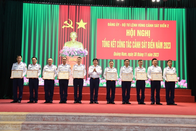 Bộ Tư lệnh Vùng Cảnh sát biển 2 tổng kết công tác năm 2023 - Ảnh 3.