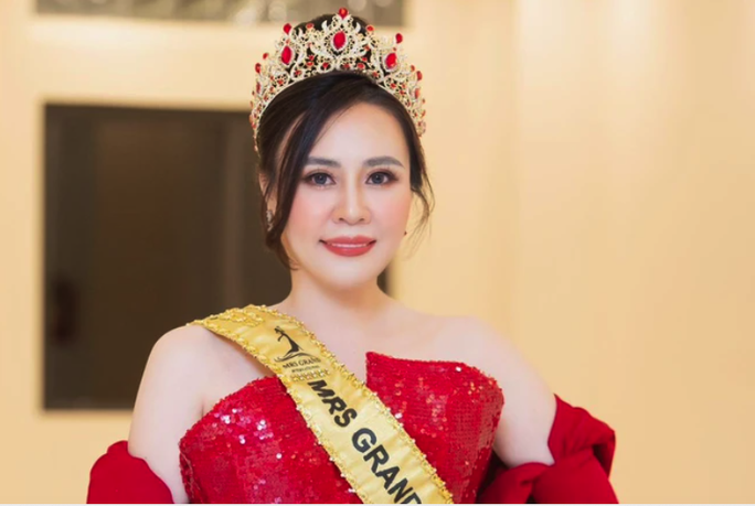 Phan Kim Oanh được gia hạn thêm 1 năm ngôi vị Hoa hậu đương nhiệm Mrs Grand International - Ảnh 1.