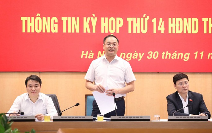 Chất vấn về giao thông đô thị, bãi đỗ xe của thành phố - Ảnh 1. Chất vấn về giao thông đô thị, bãi đỗ xe của thành phố - Ảnh 1.