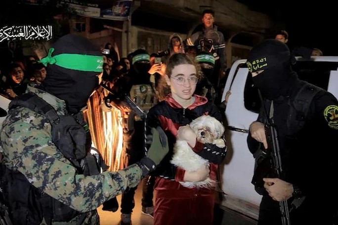 Lệnh ngừng bắn ở Gaza sắp kết thúc, Hamas vẫn chưa hài lòng - Ảnh 2. Lệnh ngừng bắn ở Gaza sắp kết thúc, Hamas vẫn chưa hài lòng - Ảnh 2.